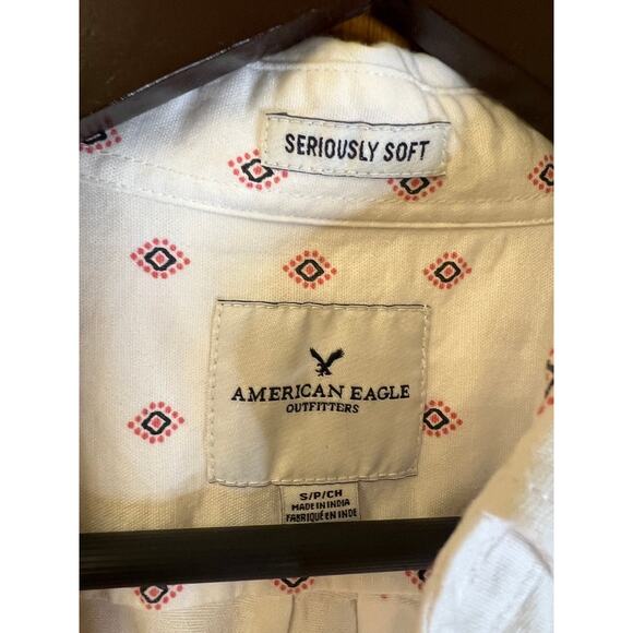 American Eagle Size S Patterned White Short Sleeve Button Down - Picture 2 of 2